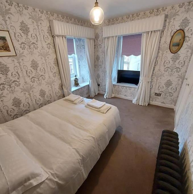 Lovely 1 Bed House In Largs, North Ayrshire Екстер'єр фото