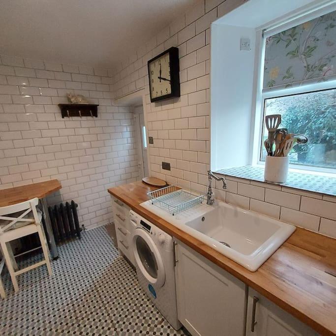 Lovely 1 Bed House In Largs, North Ayrshire Екстер'єр фото